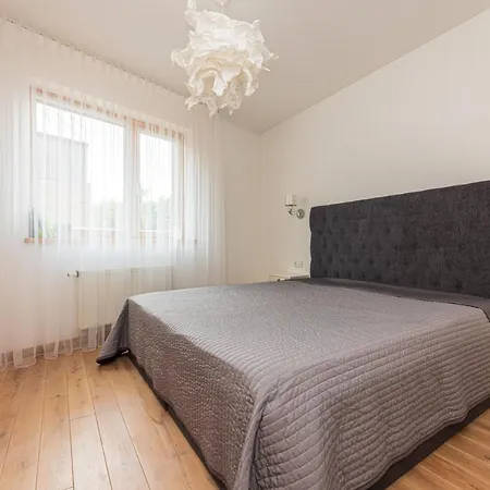 Juros Takas Апартаменты Паланга